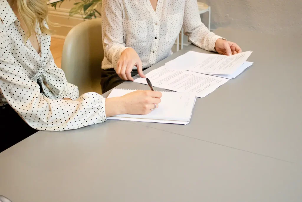 Signature d'un contrat d'assurance auto